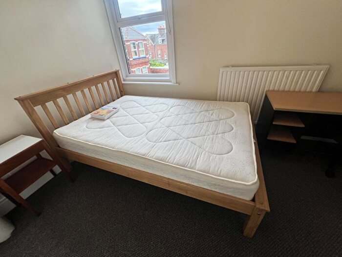 5 Bedroom Apartment To Rent In Danes Road, Exeter, EX4