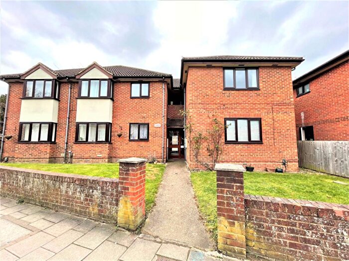 1 Bedroom Flat To Rent In Marand Court, Aylesbury, HP20