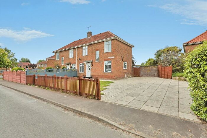 4 Bedroom Semi-Detached House To Rent In Gilbard Road, Norwich, NR5