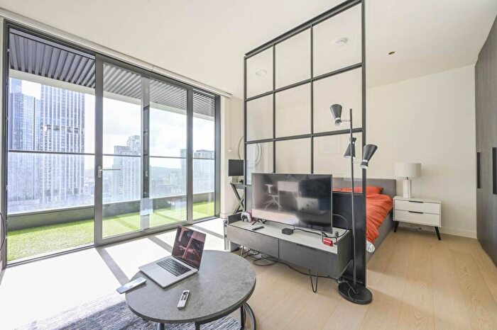 Studio To Rent In Hobart Building, , Canary Wharf, London, E14