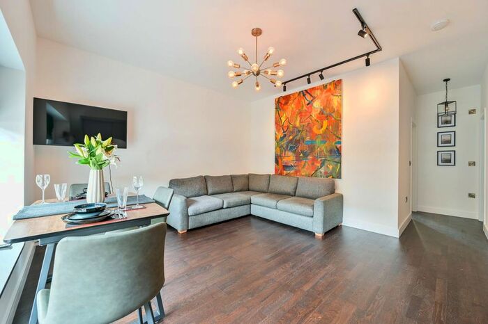 1 Bedroom Flat To Rent In Russell Place, Canada Water, London, SE16