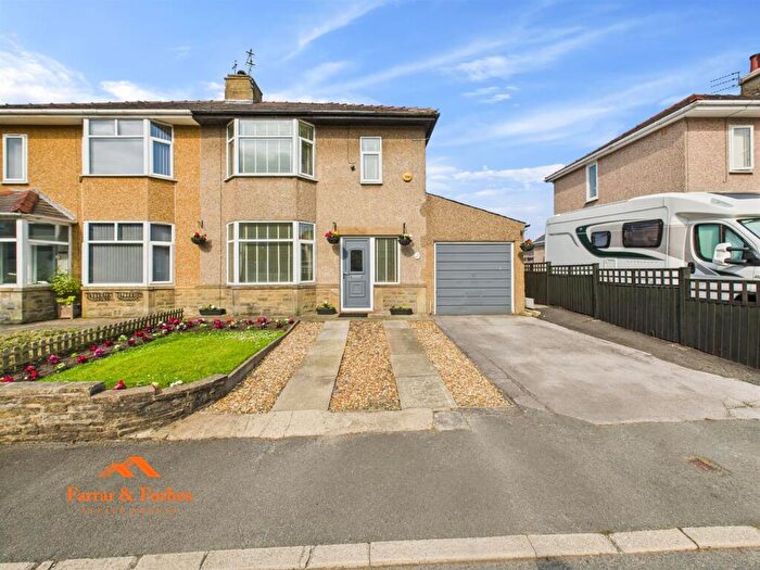 2 Bedroom Semi-Detached House For Sale In Milford Street, Colne, BB8