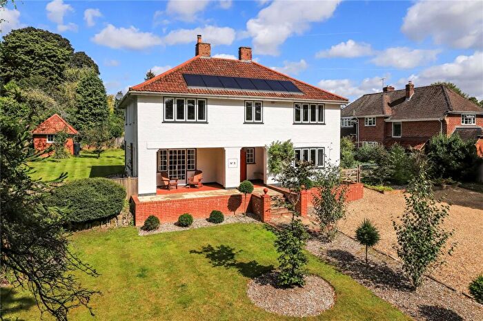 4 Bedroom Detached House To Rent In Bereweeke Road, Winchester, Hampshire, SO22