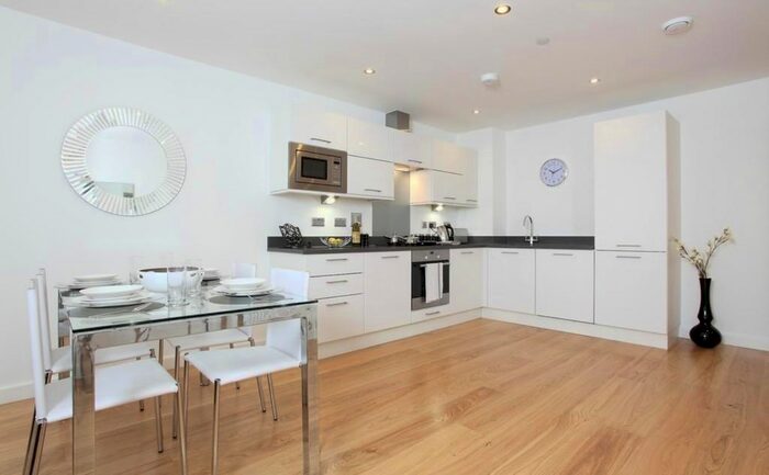 1 Bedroom Flat To Rent In High Street, London, E15