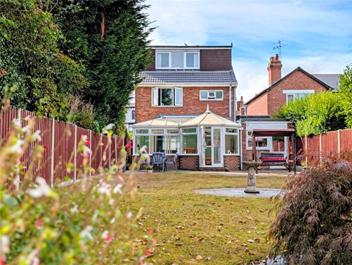 4 Bedroom Detached House For Sale In Chester Road North, Kidderminster, Worcestershire, DY10