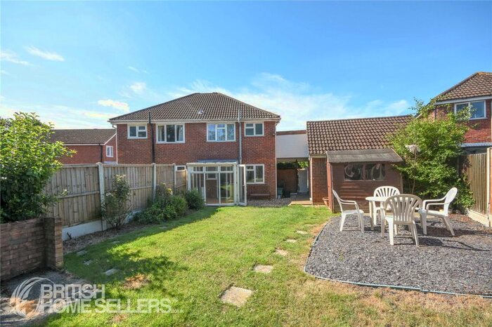 3 Bedroom Semi-Detached House For Sale In Hawkwood Close, South Woodham Ferrers, Chelmsford, Essex, CM3