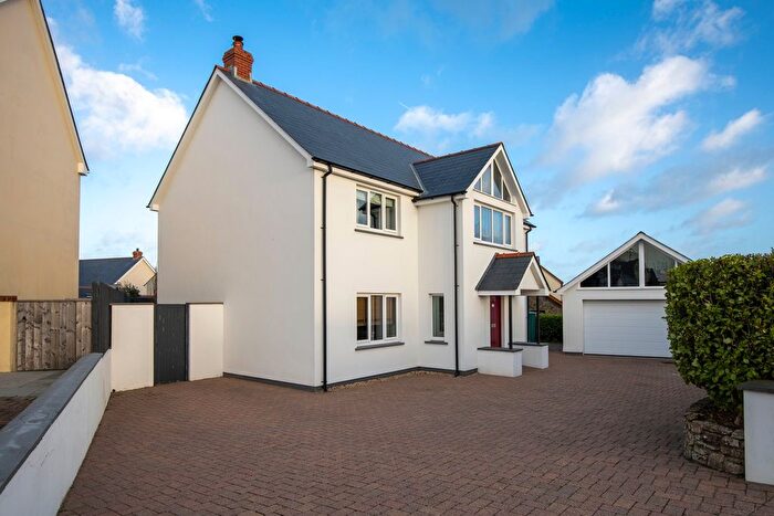 5 Bedroom Detached House For Sale In The Glades, Rosemarket, Milford Haven, SA73