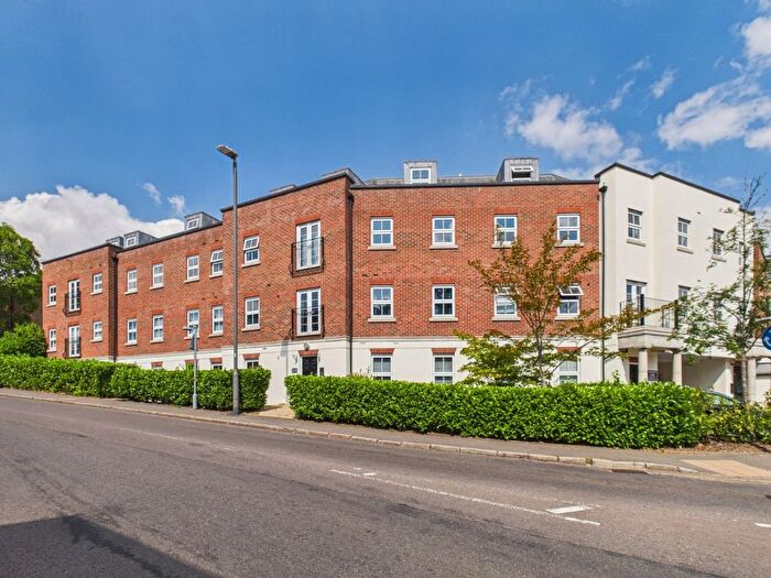 2 Bedroom Flat For Sale In Metro Court, Station Approach, Amersham, Buckinghamshire, HP6