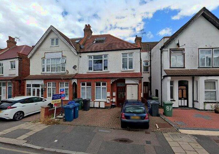 1 Bedroom Flat To Rent In Welldon Crescent, Harrow, HA1