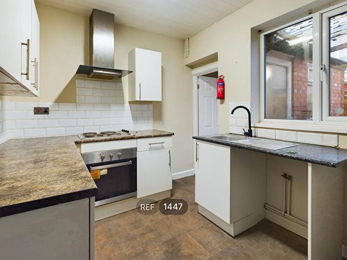 2 Bedroom Terraced House To Rent In Whitby Street, Hull, HU8