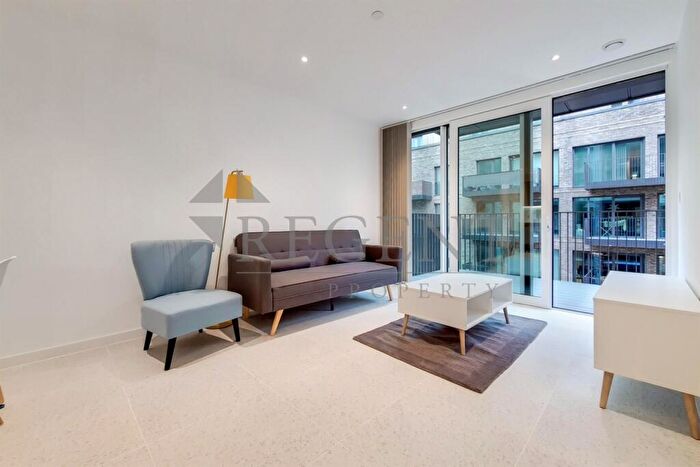 1 Bedroom Apartment To Rent In Georgette Apartments, Silk District, E1