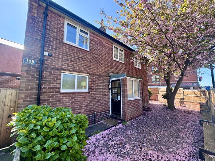 3 Bedroom House To Rent In Carlton Road, Thorneywood, NG3