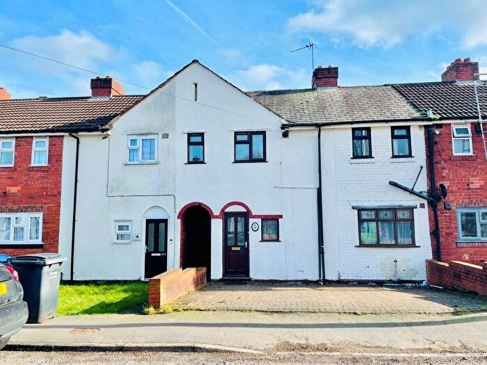 3 Bedroom Terraced House For Sale In City Road, Tividale, B69