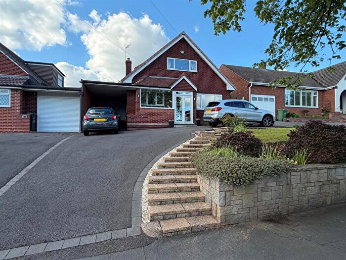 3 Bedroom Link Detached House For Sale In Manor Abbey Road, Halesowen, B62