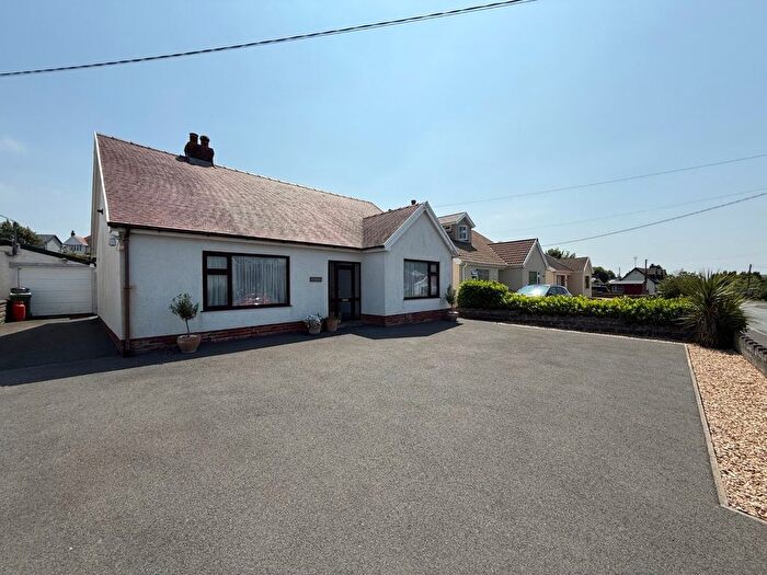 2 Bedroom Bungalow For Sale In Penparc, Cardigan, SA43