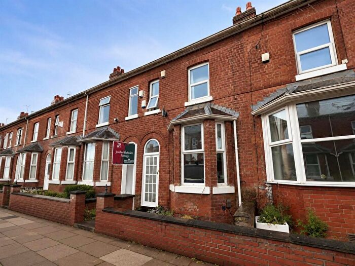 2 Bedroom Terraced House To Rent In Poplar Grove, Urmson, M41