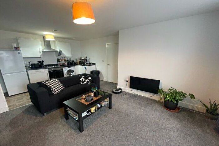 2 Bedroom Flat To Rent In West Derby Road, Liverpool, L6