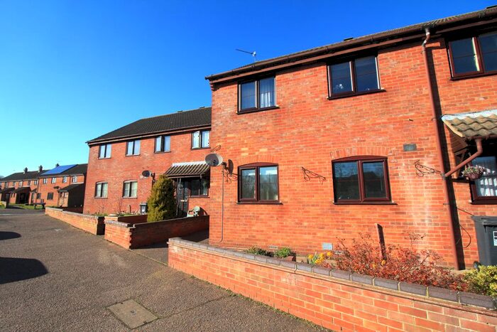 1 Bedroom Flat To Rent In High Street, Norwich, NR12