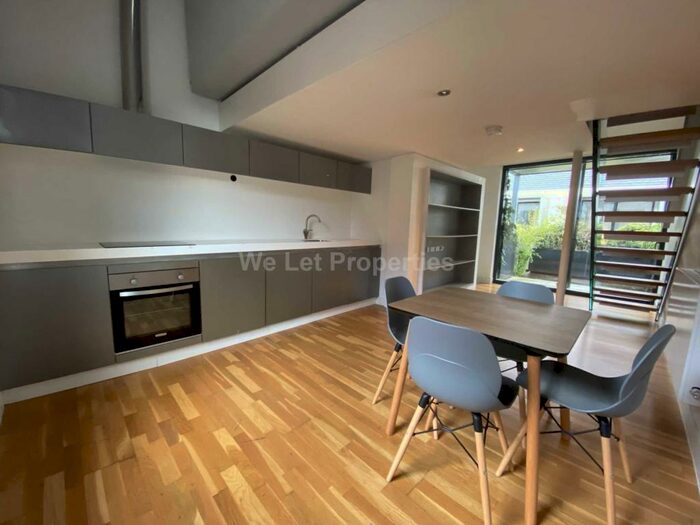 2 Bedroom House To Rent In Fir Street, Chimney Pot Park, M6