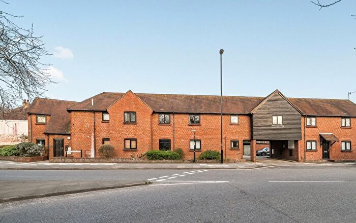 2 Bedroom Flat For Sale In Needlemakers, City Chase Needlemakers, PO19