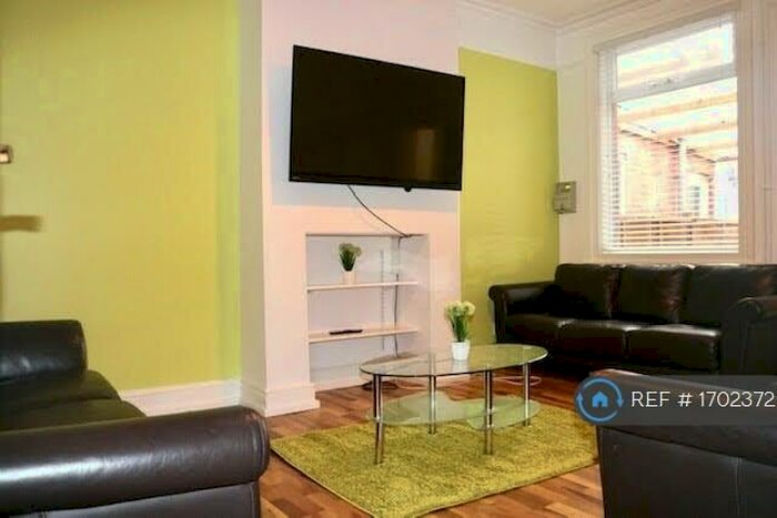 8 Bedroom Terraced House To Rent In Canterbury Street, Coventry, CV1