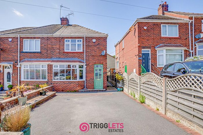 2 Bedroom Semi-Detached House For Sale In Valley Way, Hoyland, Barnsley, S74