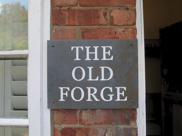 2 Bedroom Property To Rent In Salisbury Road, Breamore, Fordingbridge, SP6