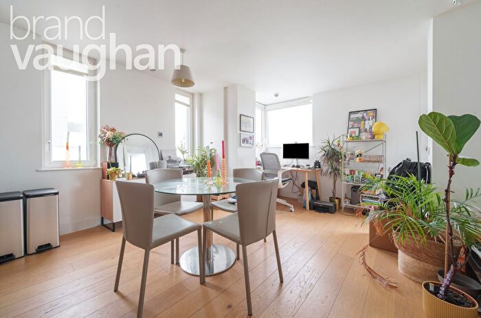 2 Bedroom Flat To Rent In The Boardwalk, Brighton Marina Village, Brighton, East Sussex, BN2