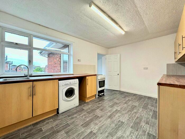3 Bedroom Flat To Rent In Maple Drive, Beverley, Uk, HU17