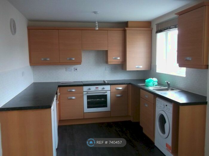 2 Bedroom Flat To Rent In Kingswalk, Mansfield, NG18