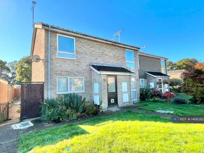 2 Bedroom Maisonette To Rent In Oxburgh Close, Eastleigh, SO50