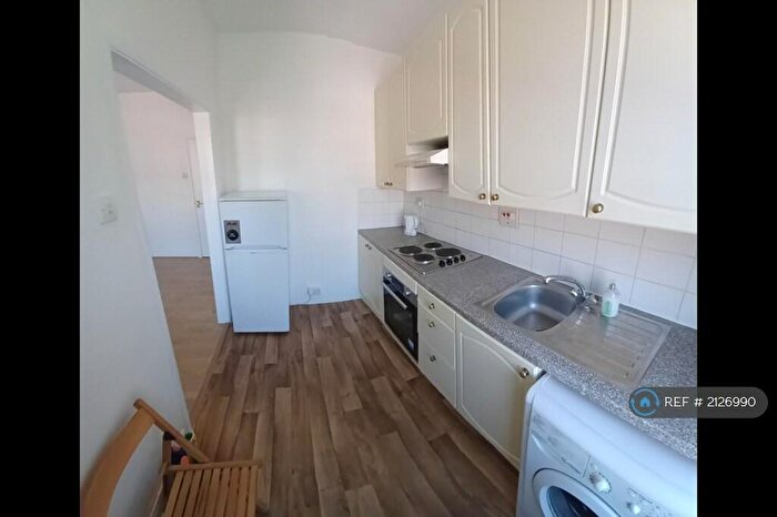 1 Bedroom Flat To Rent In Manor Gardens, London, N7