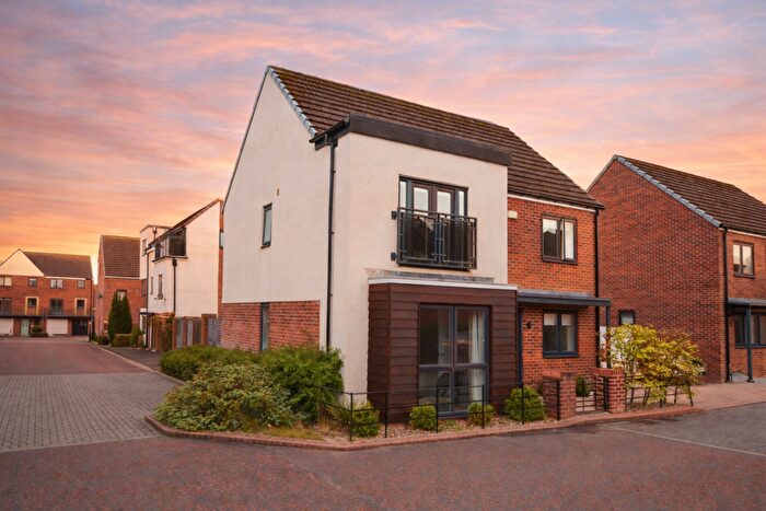 4 Bedroom Detached House For Sale In Swinhoe Road, Newcastle Great Park, NE13