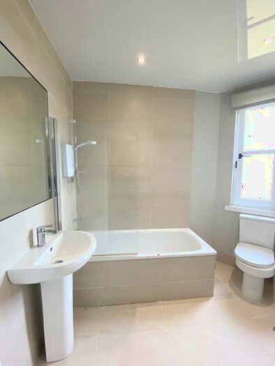 3 Bedroom Flat To Rent In Seymour Street, West End, Dundee, DD2