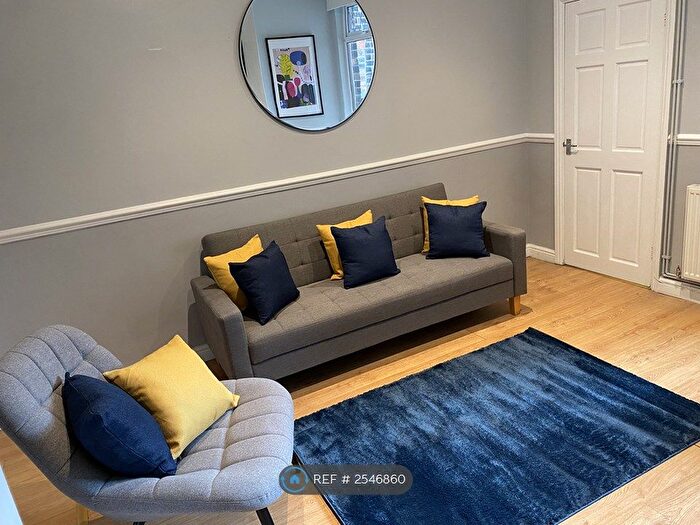 4 Bedroom Terraced House To Rent In Guildford Street, Stoke-On-Trent, ST4