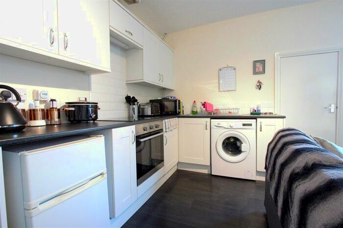 1 Bedroom Flat To Rent In Melton Road, Syston, Leicester, LE7