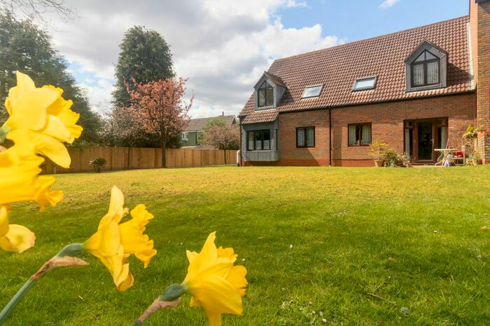 1 Bedroom Flat To Rent In Gosport Lane, Lyndhurst, SO43