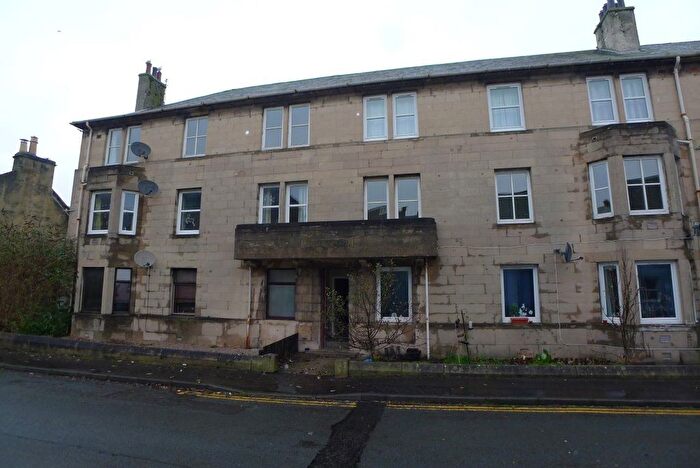 3 Bedroom Flat To Rent In Jubilee Buildings, Tayport, DD6