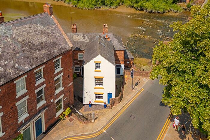 2 Bedroom Terraced House For Sale In Handbridge, Chester, CH4