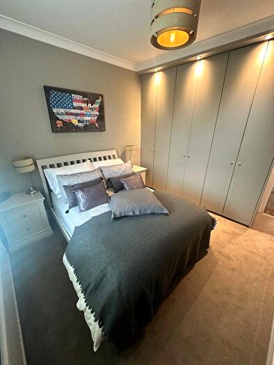 1 Bedroom Flat To Rent In Trinity Road, London, SW17