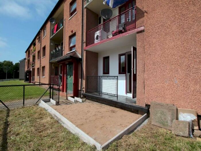 2 Bedroom Flat To Rent In B Fintryside, DD4