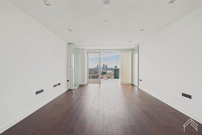 2 Bedroom Flat To Rent In Casson Square, London, SE1