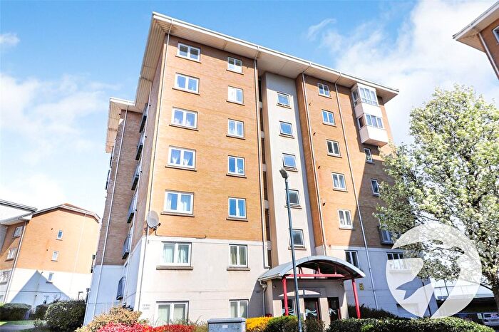 2 Bedroom Flat For Sale In Schooner House, Chichester Wharf, Erith, DA8