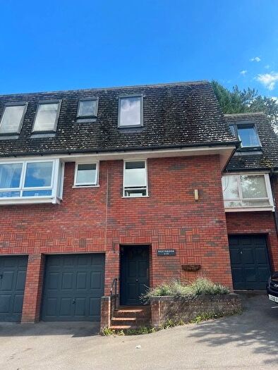 2 Bedroom Flat To Rent In Priory Road, Forest Row, RH18