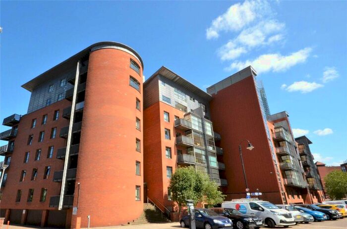 2 Bedroom Apartment To Rent In Deansgate Quay, Manchester, Greater Manchester, M3
