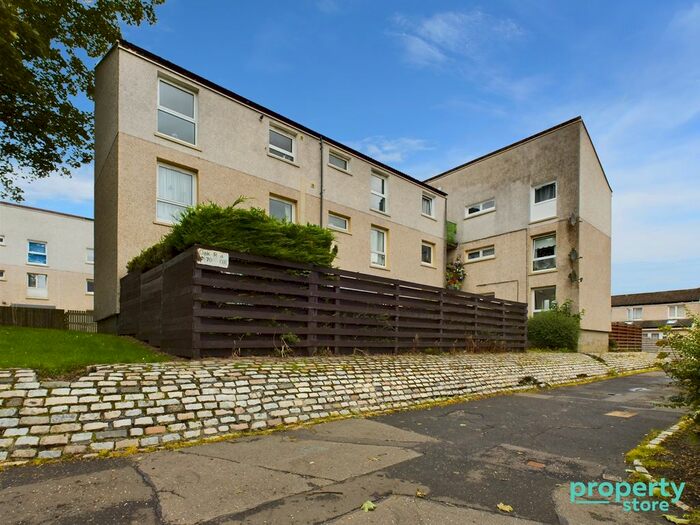 2 Bedroom Flat To Rent In Oak Road, Cumbernauld, North Lanarkshire, G67