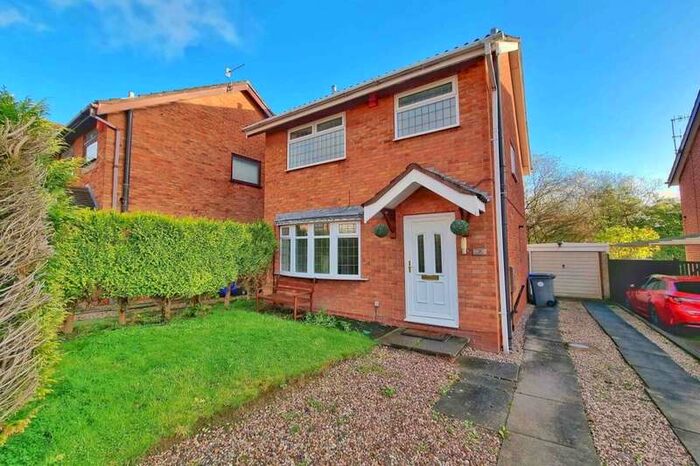 3 Bedroom Detached House To Rent In Chilgrove Close, Stoke-on-trent, ST1