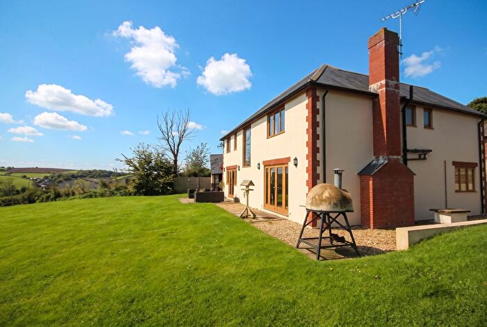 4 Bedroom Detached House To Rent In Lapford, Court Barton, EX17