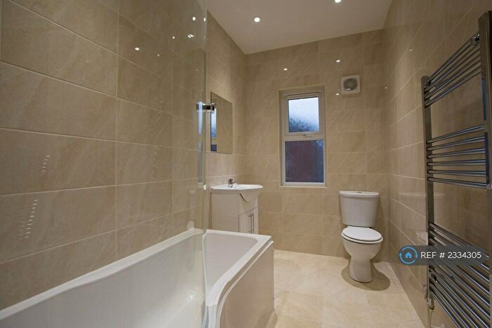 6 Bedroom Semi-Detached House To Rent In Coventry Road, Southampton, SO15