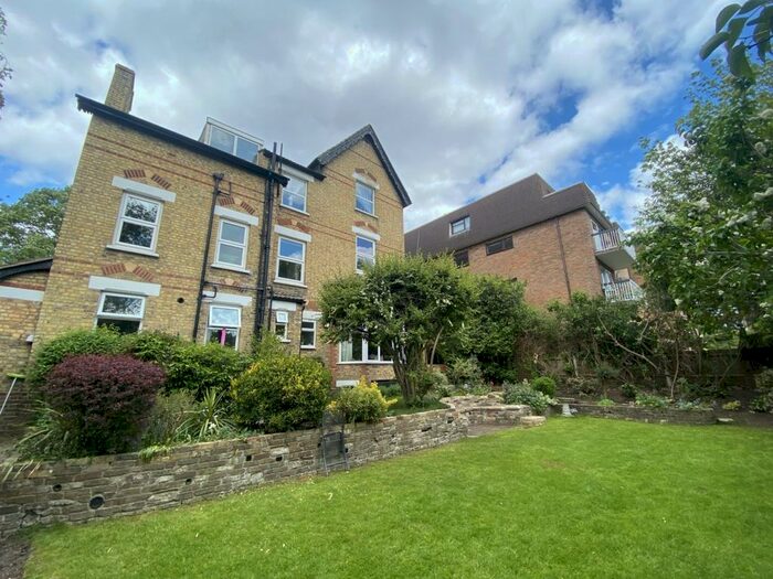 1 Bedroom Apartment To Rent In The Avenue, Beckenham, Kent, BR3